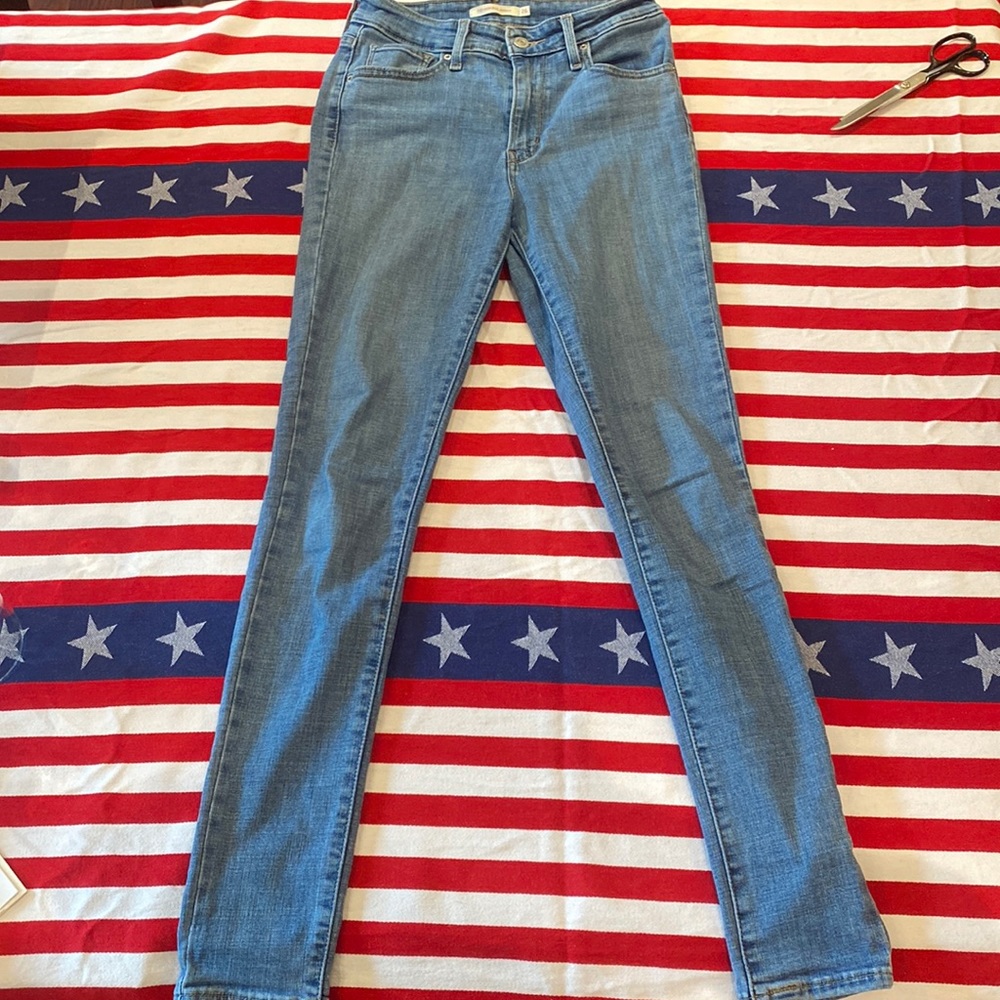 Levi’s High Rise Skinny 721